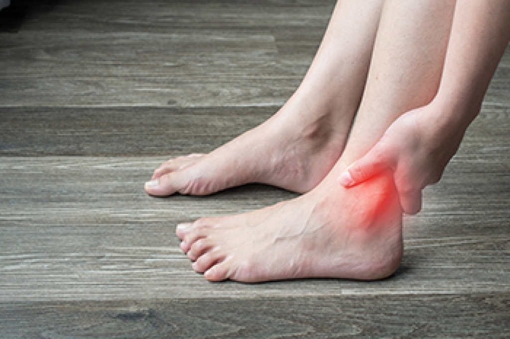 Podiatric Care for Ankle Pain and Injuries